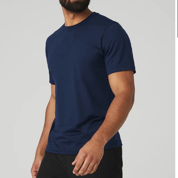 ALO Yoga Other - Alo Yoga Conquer Reform Crewneck Short Sleeve Small